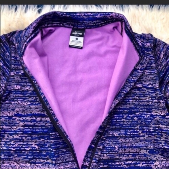 Nike Pro Dri-Fit 1/2 Zip Pullover - Picture 4 of 7